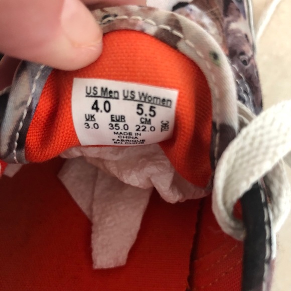 VANS ASPCA Lace Up Sneakers - LIMITED EDITION - Picture 5 of 6